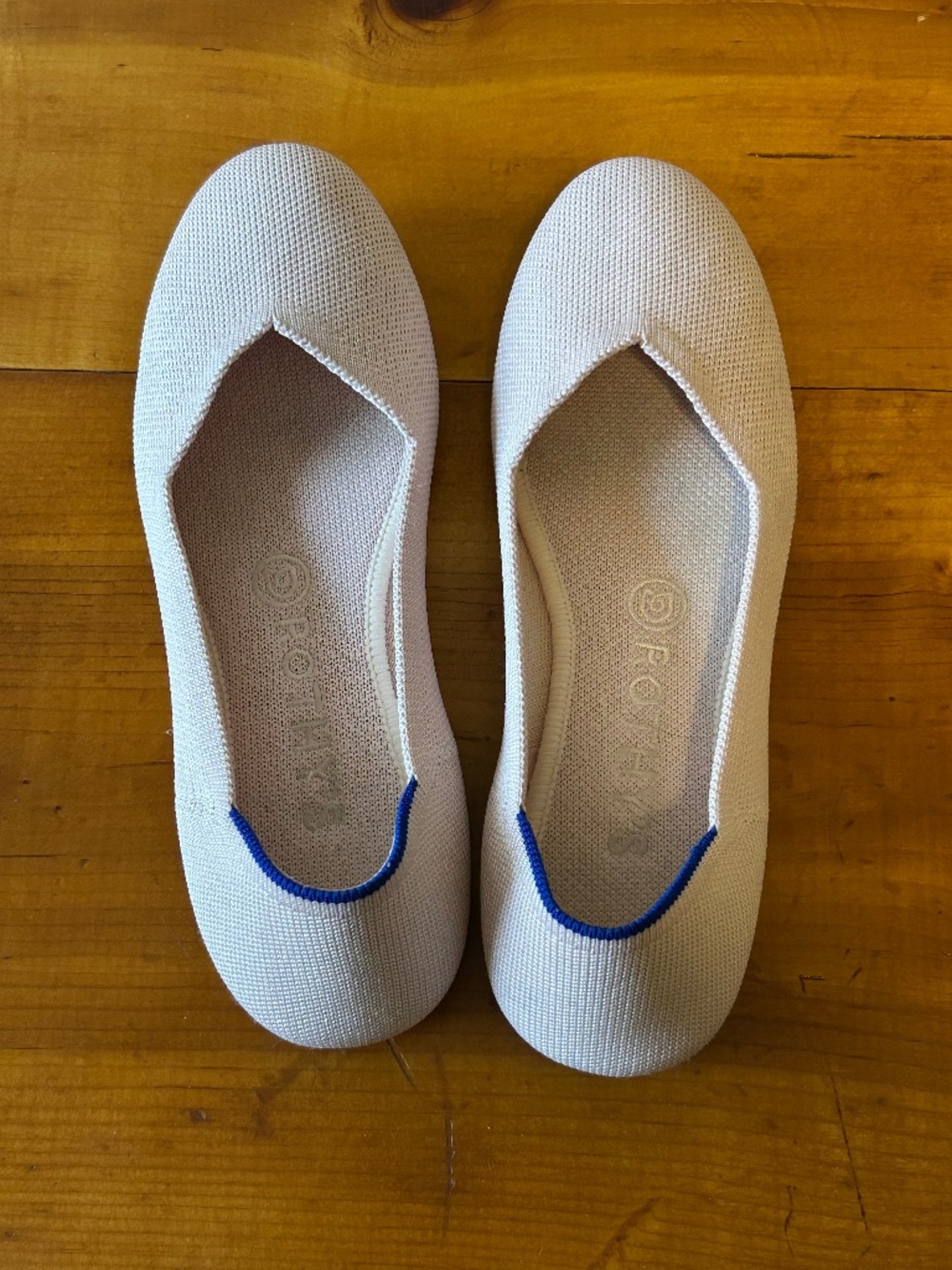 Rothys flats